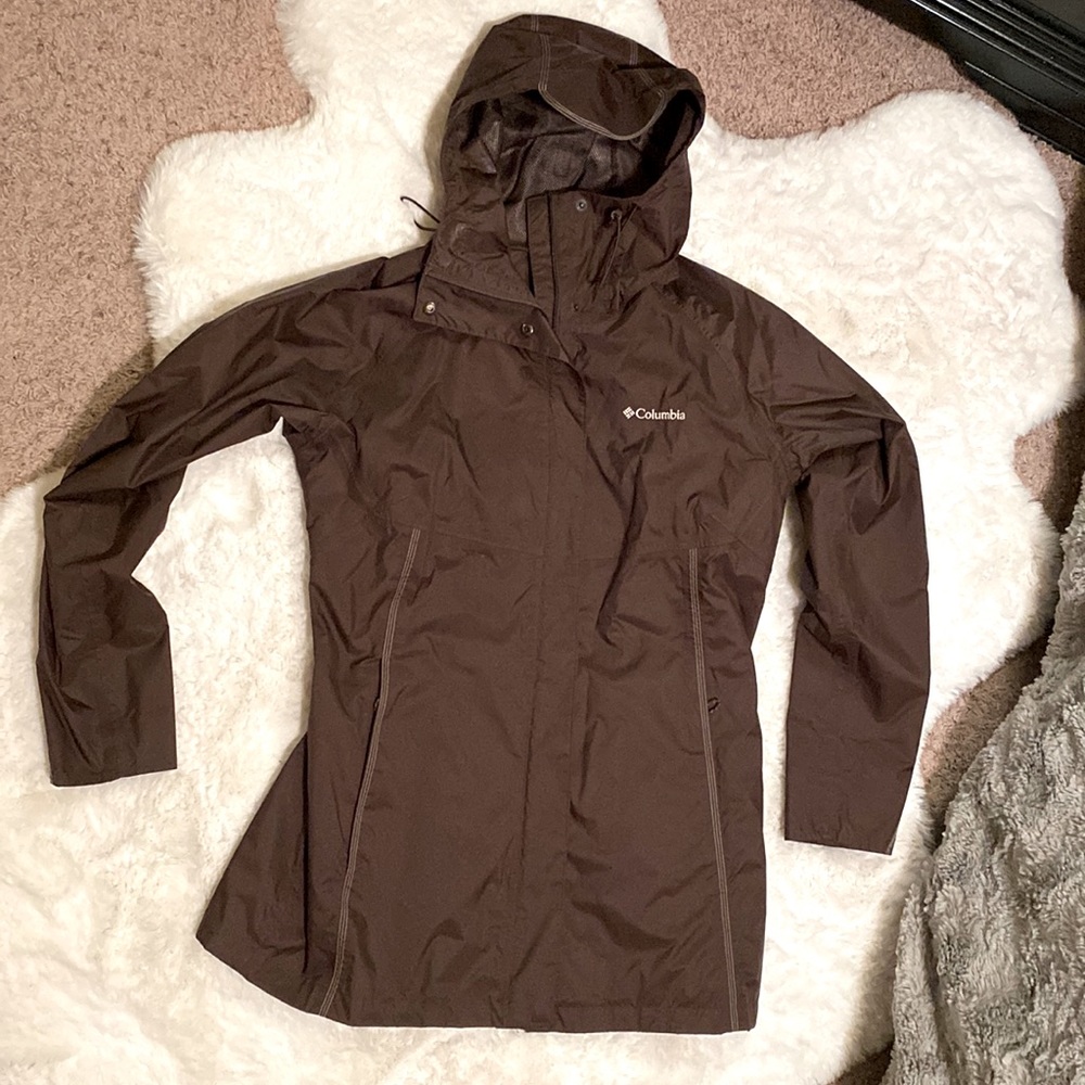Columbia Sportswear rain jacket with Omni-Tech